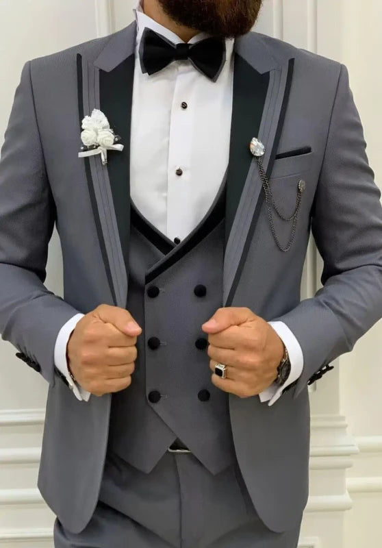 Elegant Grey Men's Prom Suit 3 Piece Vest and Blazer Detail
