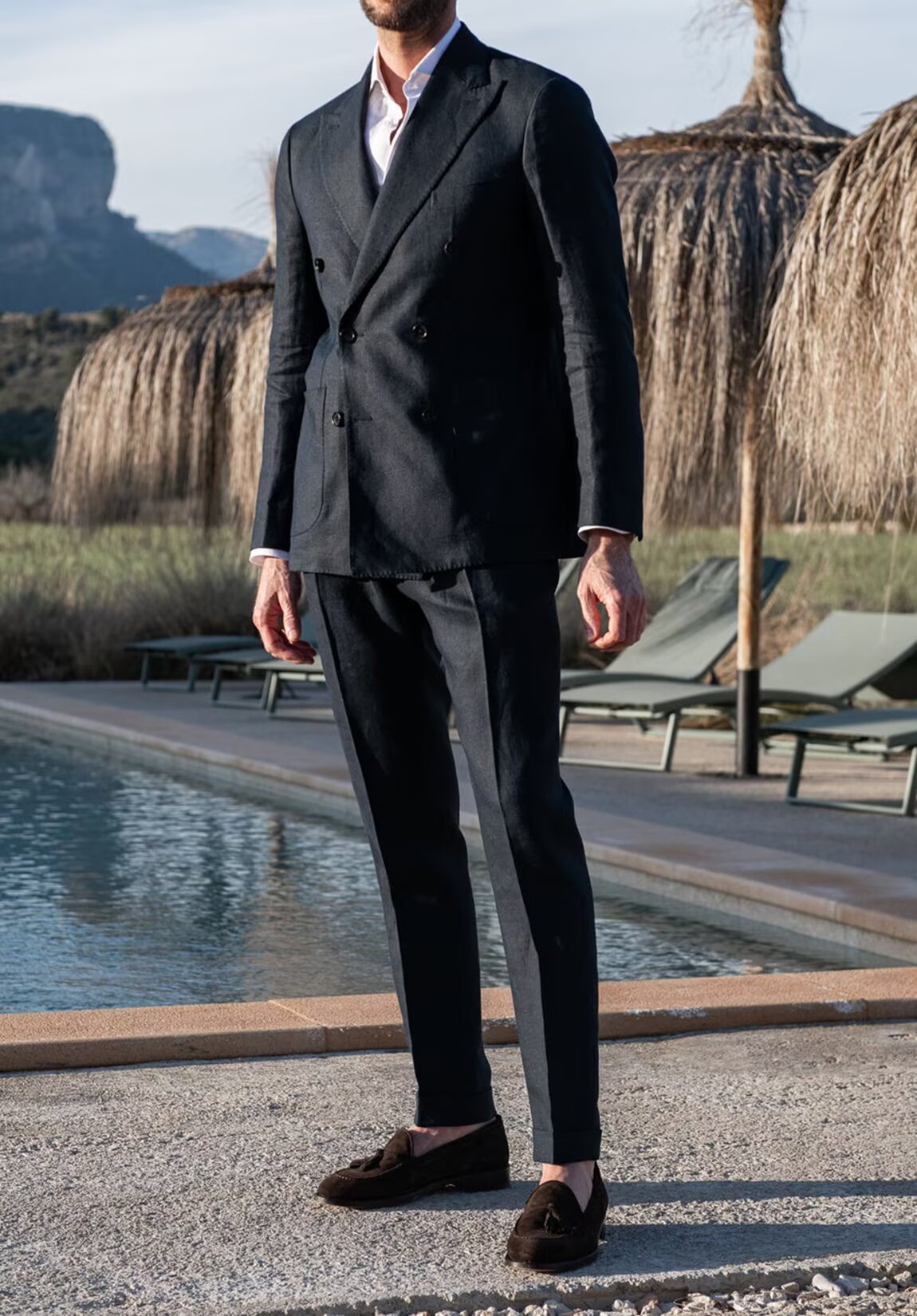men??£¤s linen double-breasted jacket in a smart casual outfit outdoors