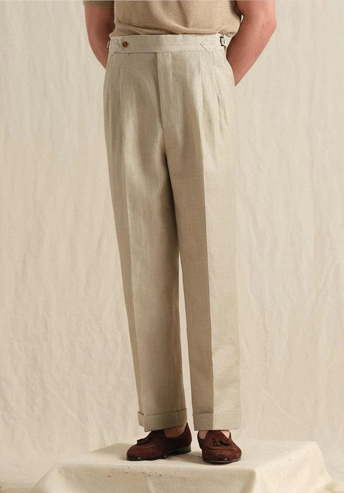 Men's Khaki Linen Trousers Casual Street Style Outfit