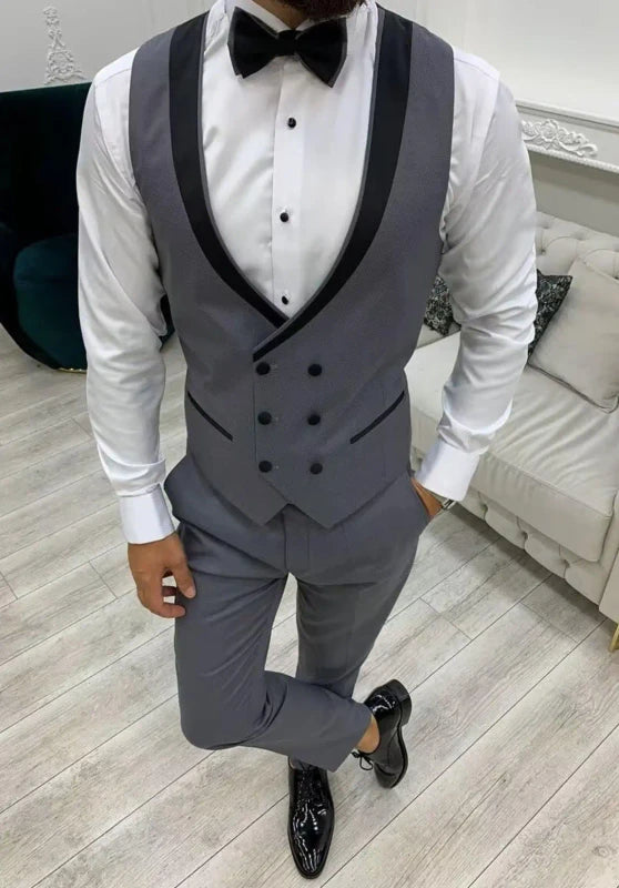 Grey Shawl Lapel Men's Tuxedo Suit with Double Breasted Vest