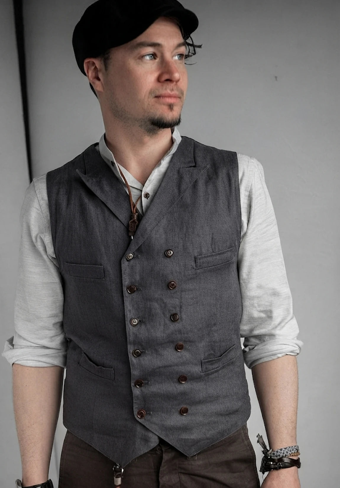Men's Linen Vest