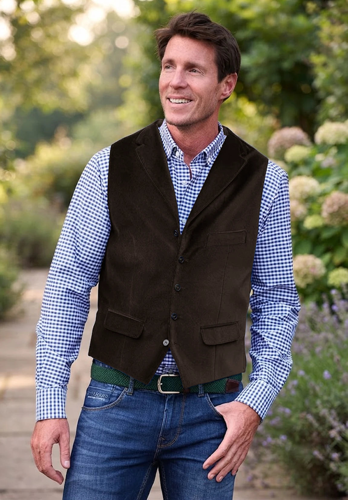 Men's brown vest