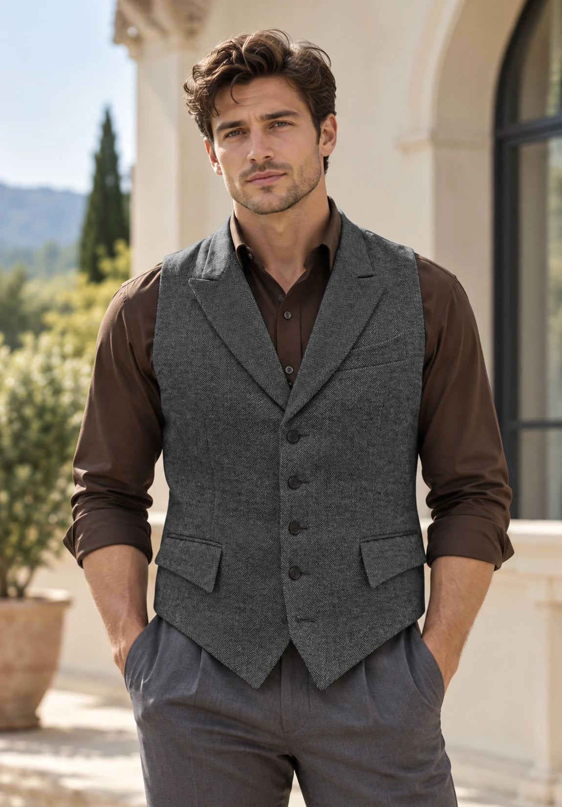 Men's dark grey vest