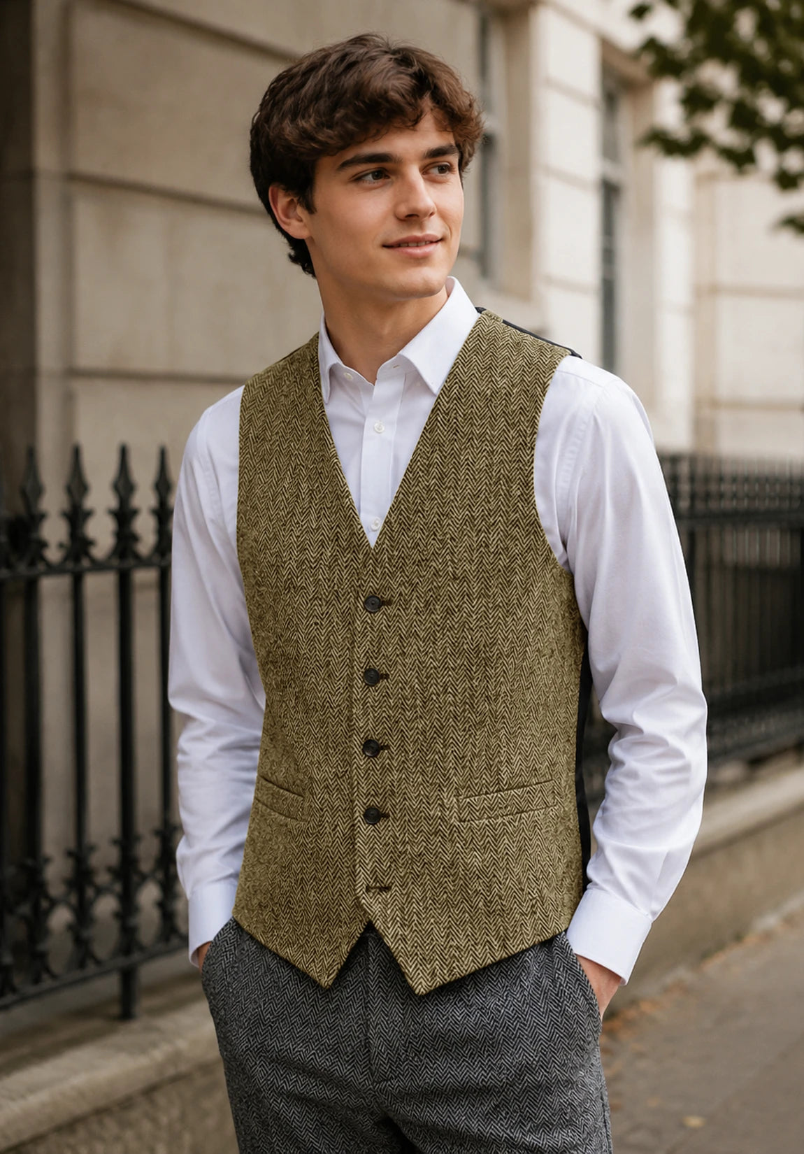 Men's khaki vest