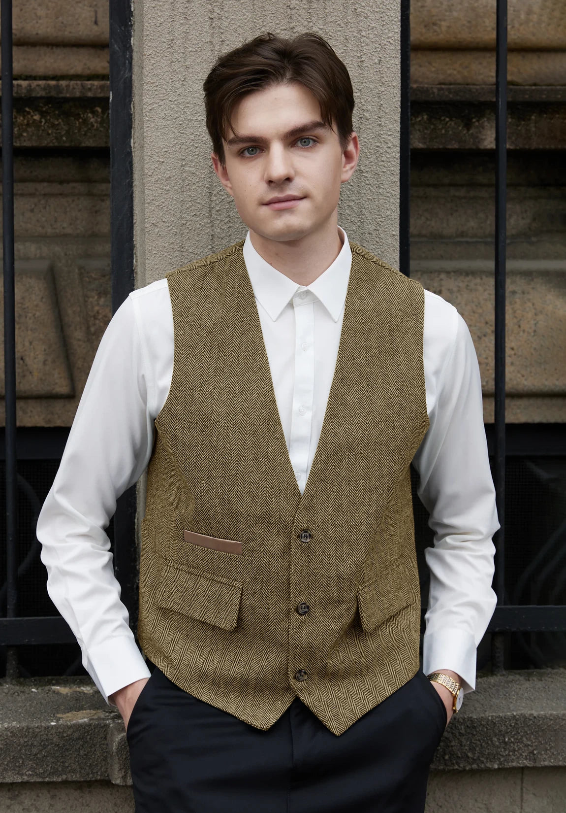 Men's khaki vest