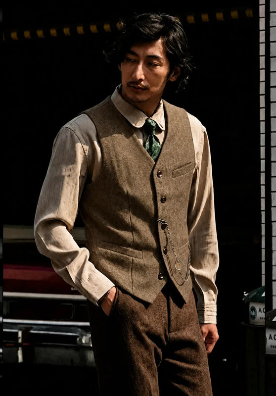 Men's khaki tweed vest