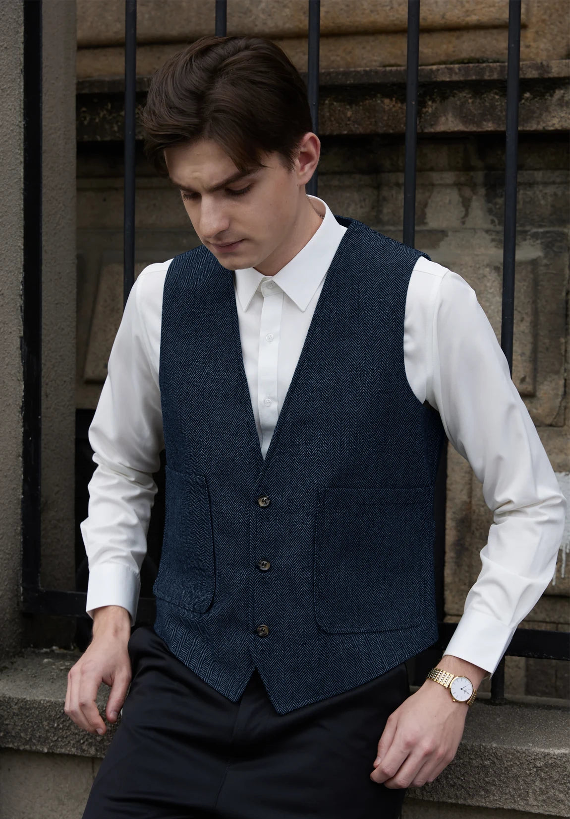 Men's navy vest