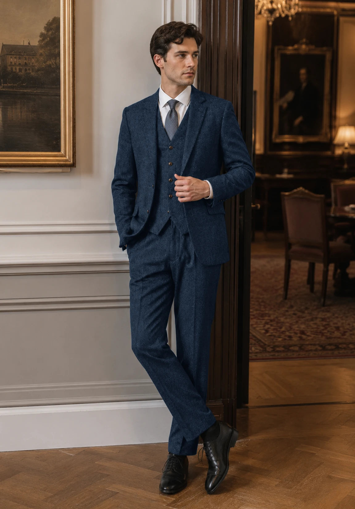 Men's navy Suit