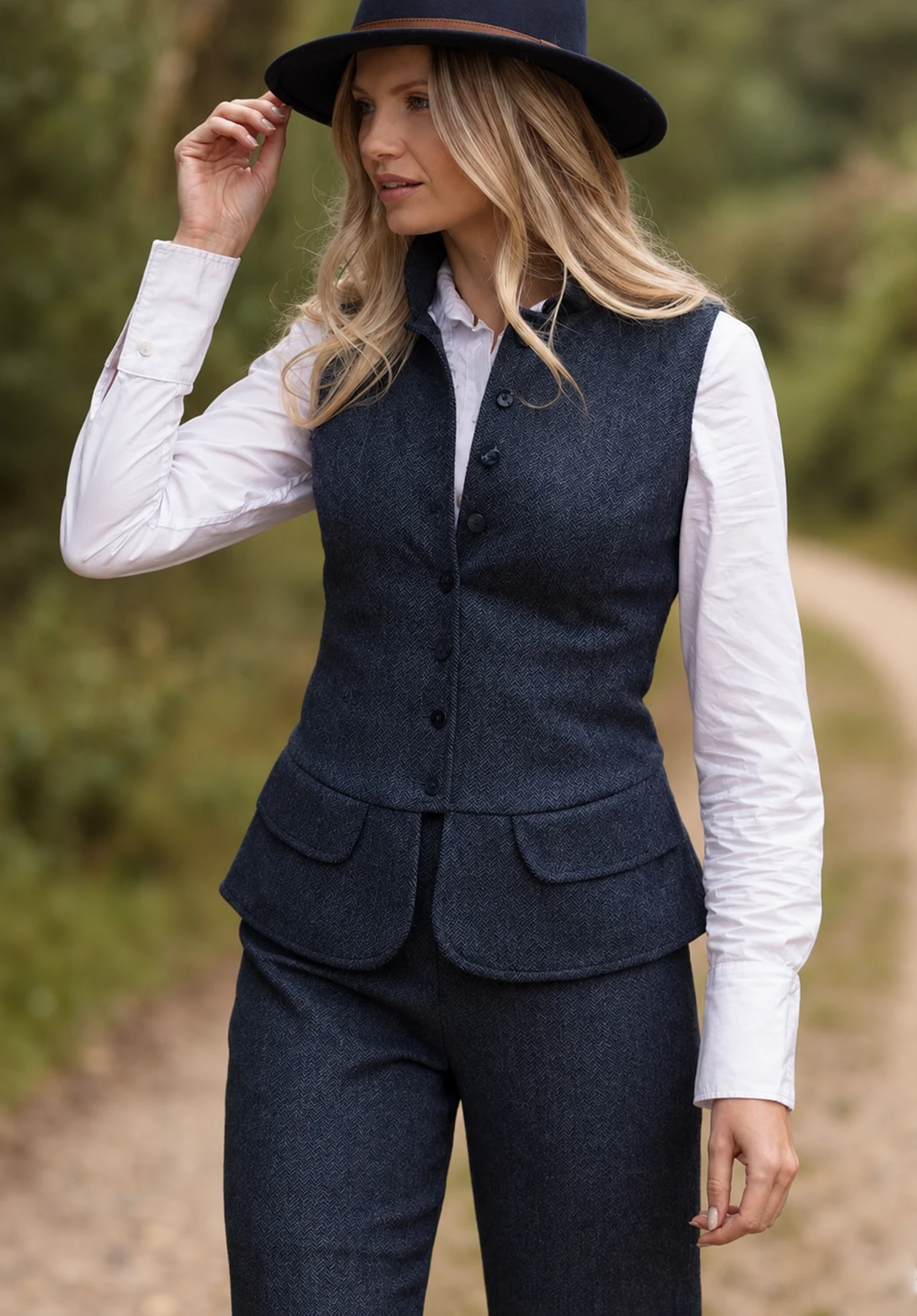 Women Tweeed Vest